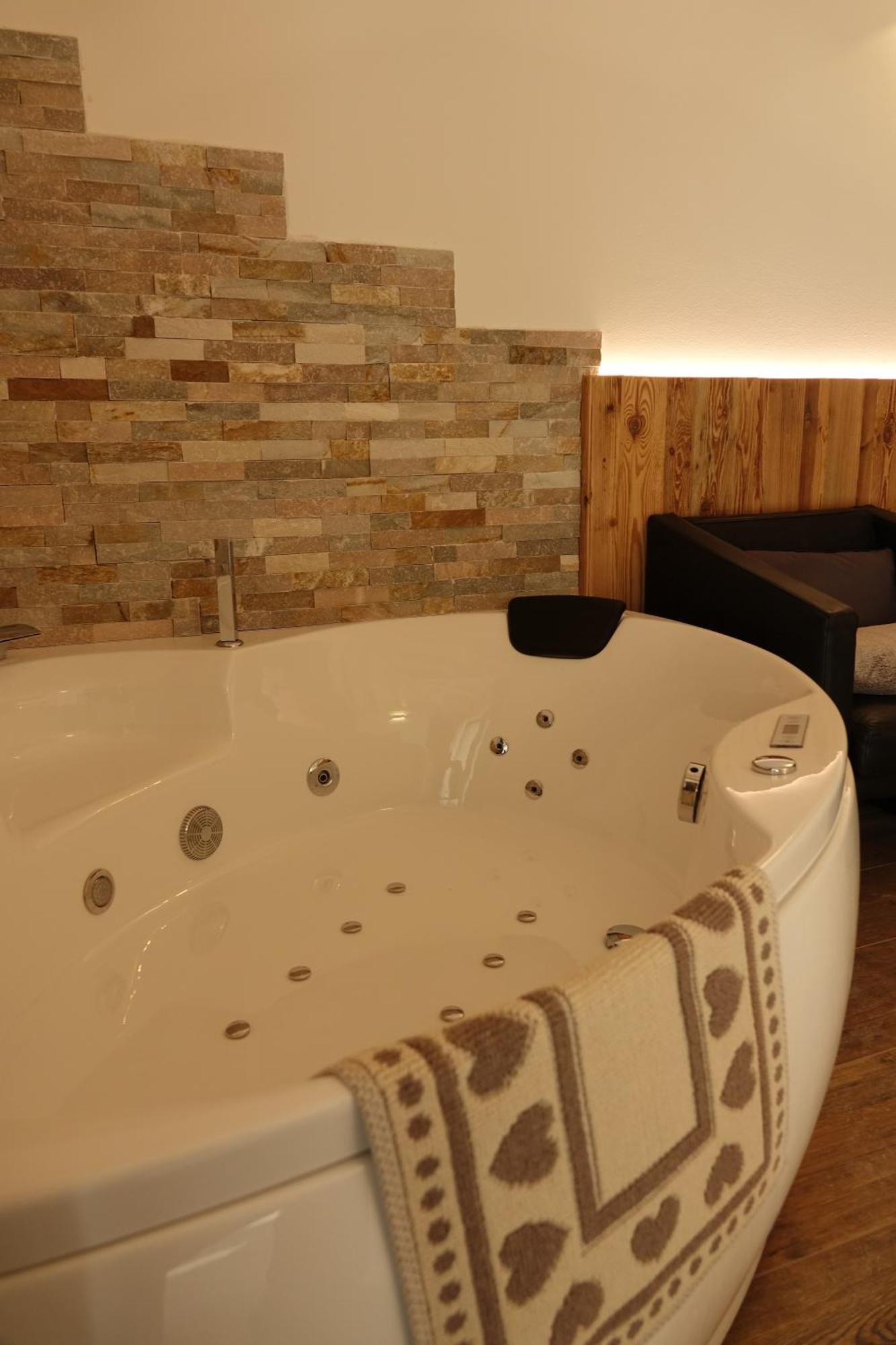 Fai Le Coccole Bed & Breakfast Fai della Paganella Luaran gambar